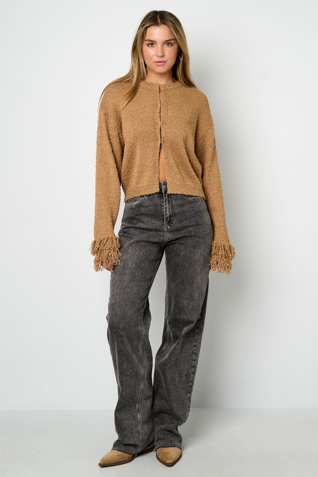 Cardigan with fringe sleeves
