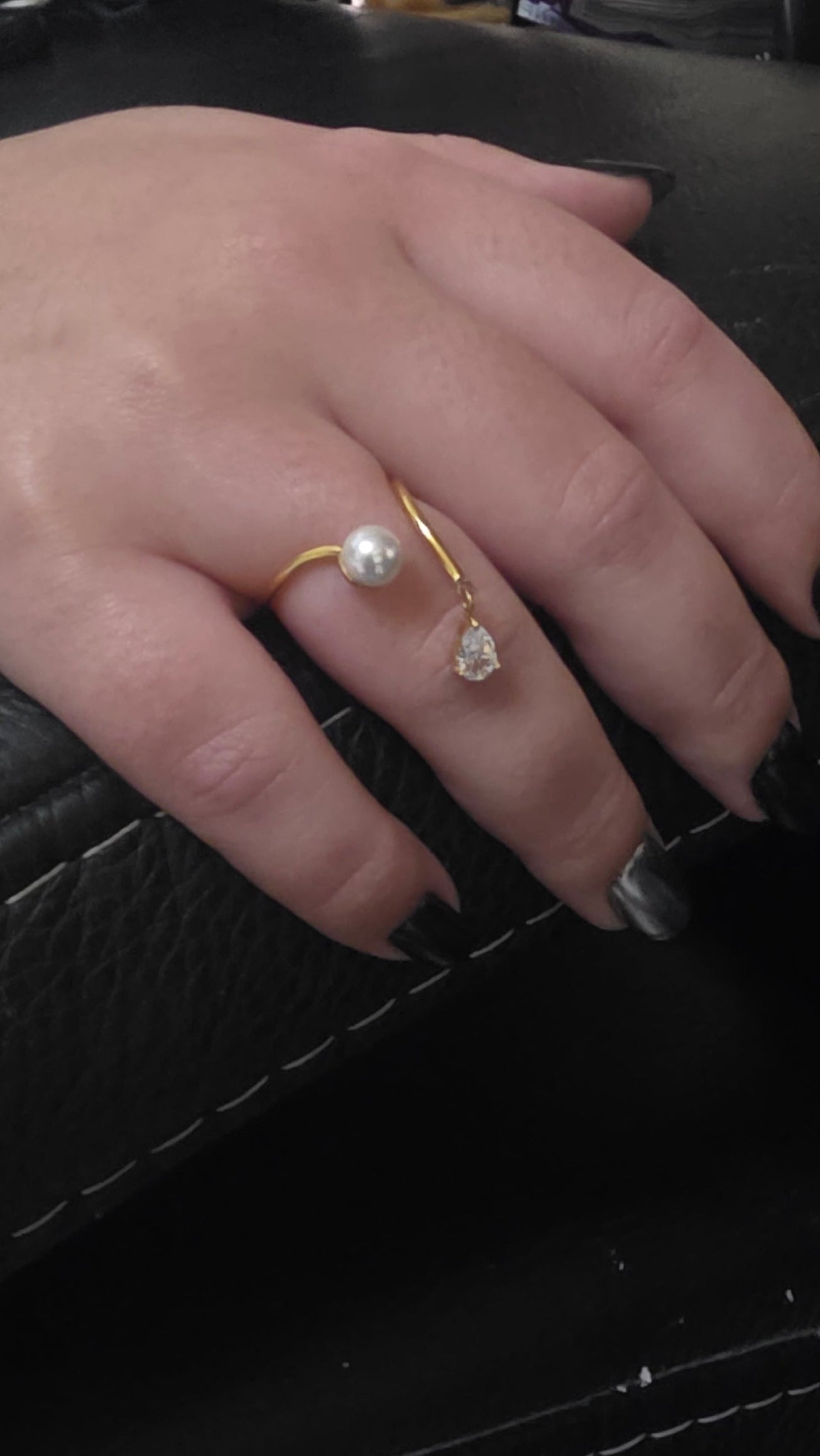 Anel refinado pérola cristal pendente aço inoxidável dourado