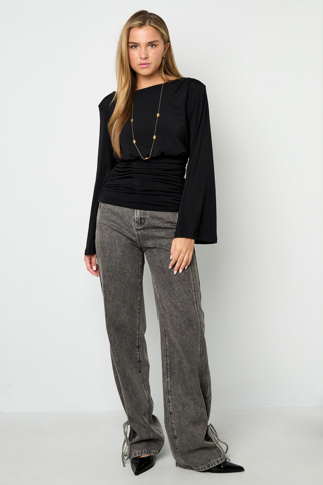 Fitted top with flared sleeves